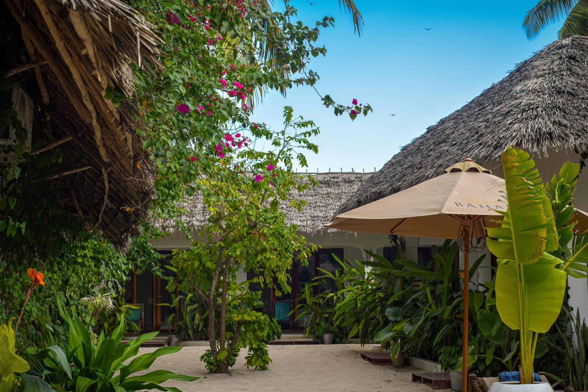 Badolina Bungalows นูงวี ภายนอก รูปภาพ