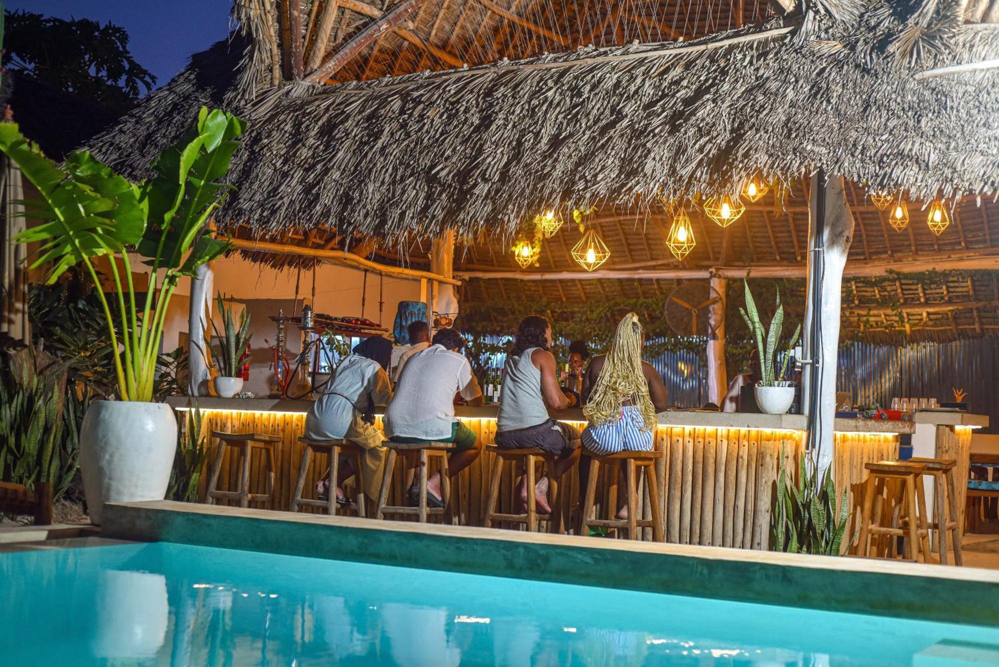 Badolina Bungalows นูงวี ภายนอก รูปภาพ