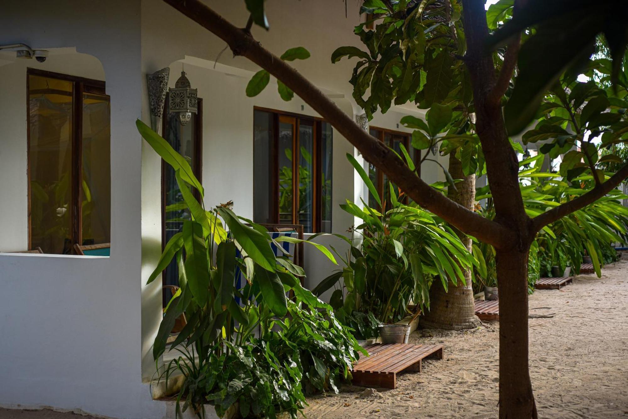 Badolina Bungalows นูงวี ภายนอก รูปภาพ