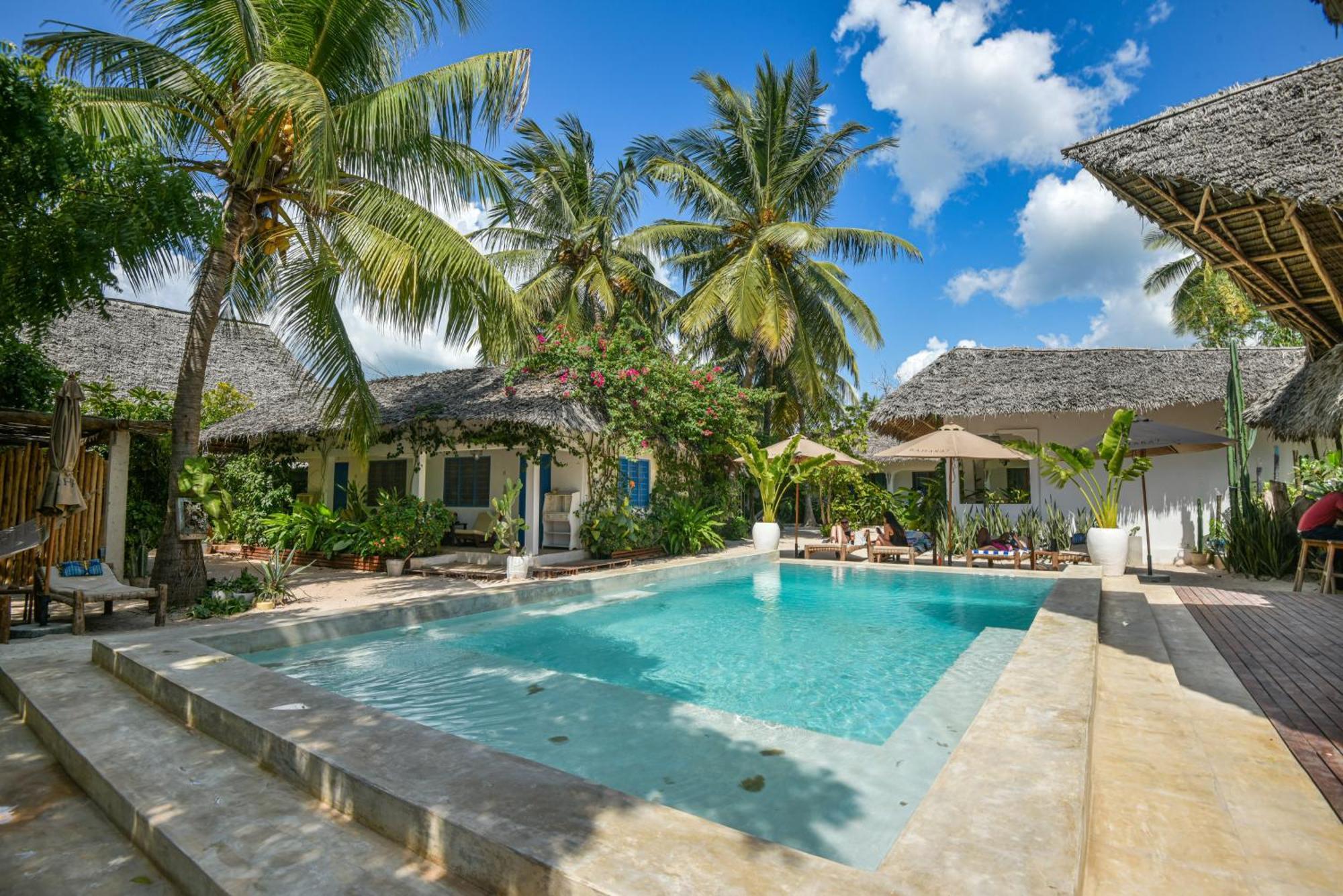 Badolina Bungalows นูงวี ภายนอก รูปภาพ