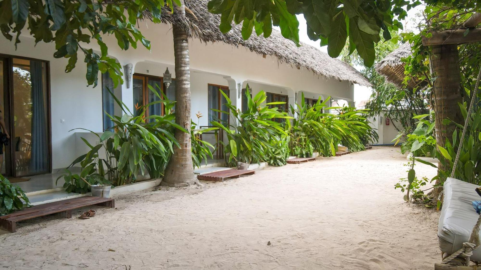 Badolina Bungalows นูงวี ภายนอก รูปภาพ